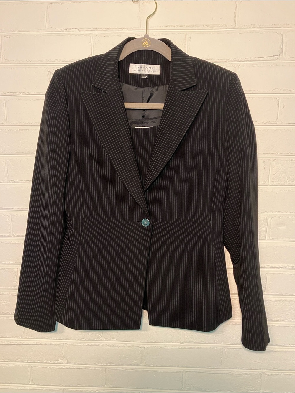 Tahari ASL Pinstripe 3-Piece  | Blazer + Shell Tank + Skirt | Black/ White | 4